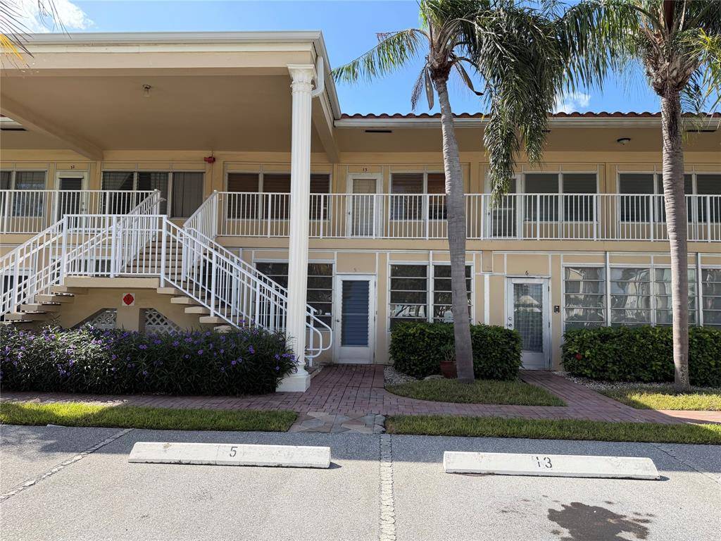 Lighthouse Point, FL 33064,2800 NE 28th St #5