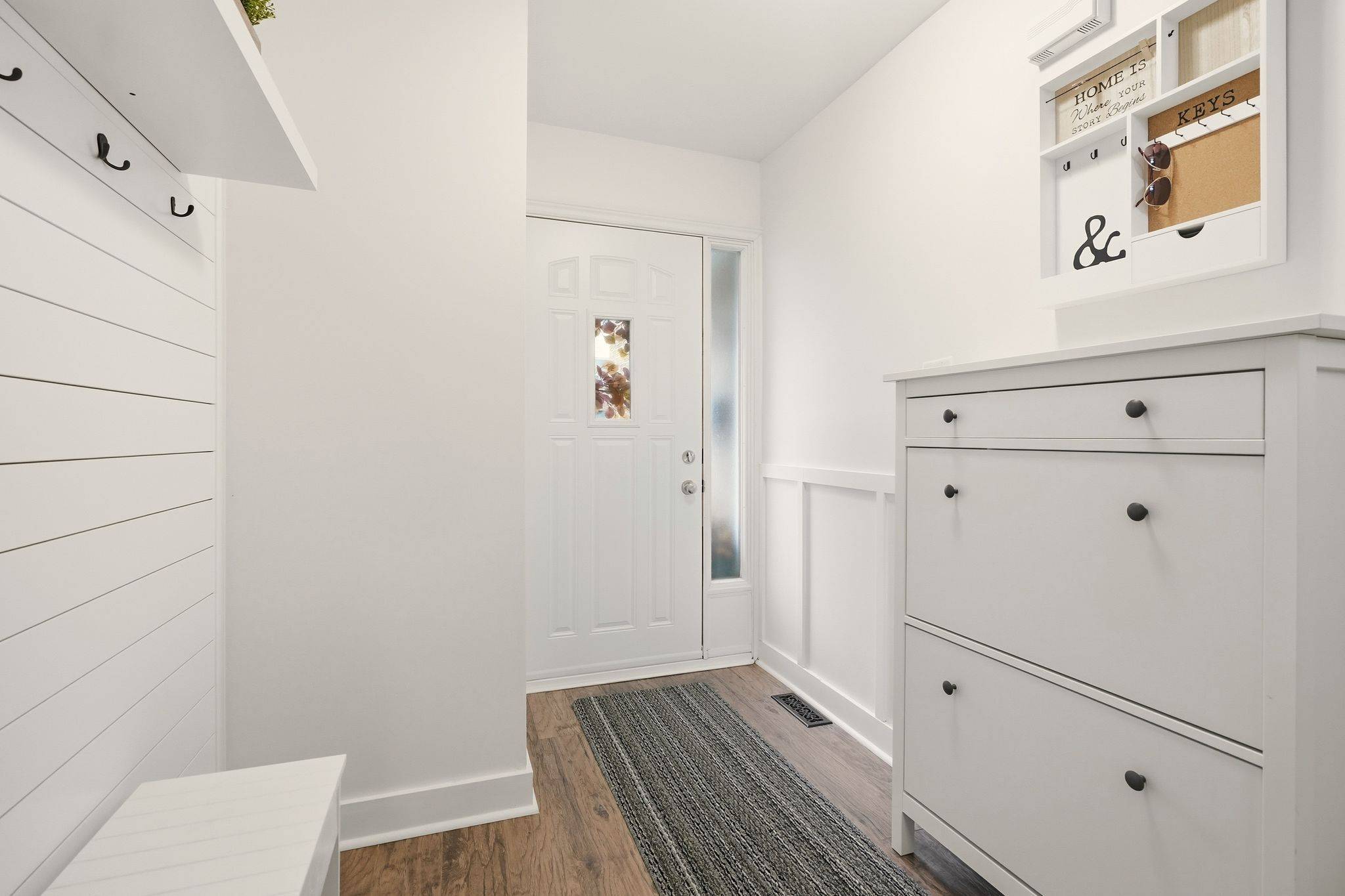 Barrie, ON L4M 2H1,235 Steel ST #4