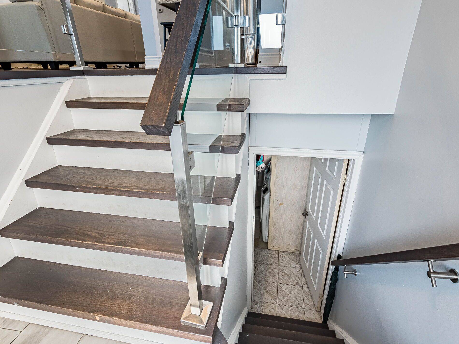 Brampton, ON L6V 2Z1,18 Ashford CT