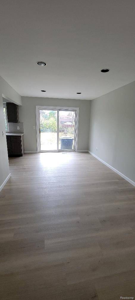 Oak Park, MI 48237,26421 Raine ST