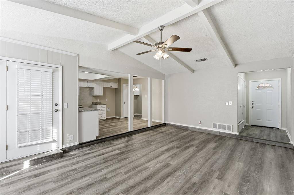 Arlington, TX 76014,420 Thomas Chapel Drive