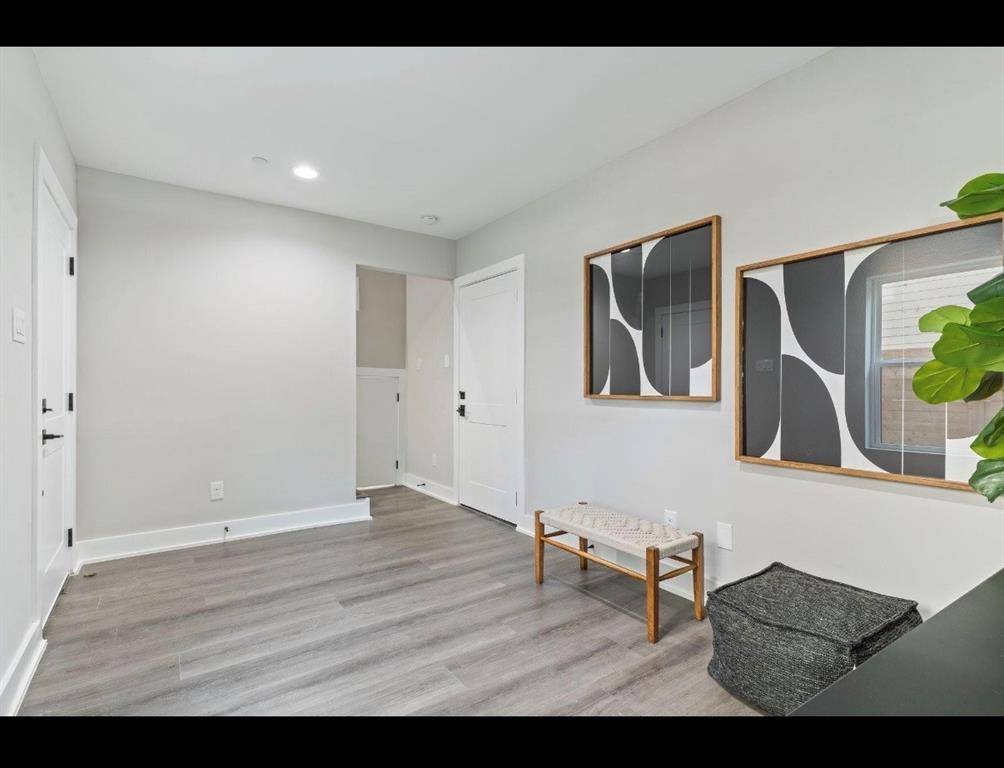 Dallas, TX 75206,5810 Hudson Street #103