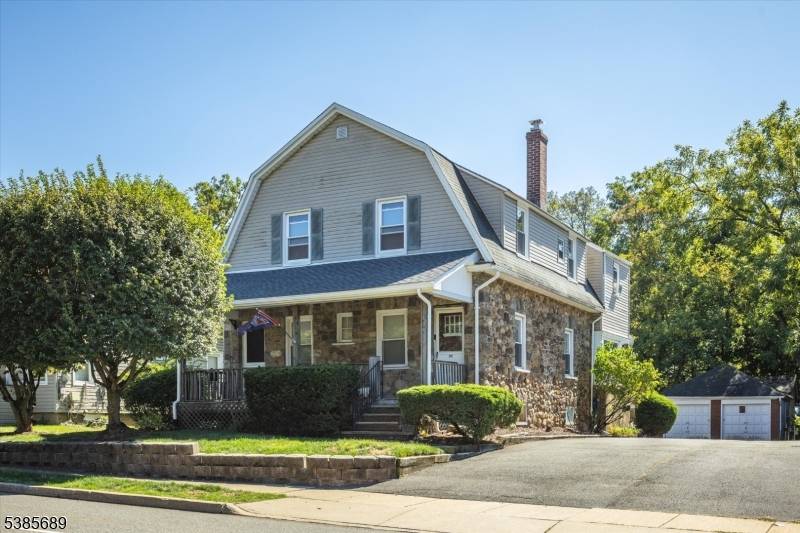 Roseland Boro, NJ 07068,201 Eagle Rock Ave