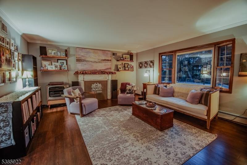 Ramsey Boro, NJ 07446,18 Morse Ave