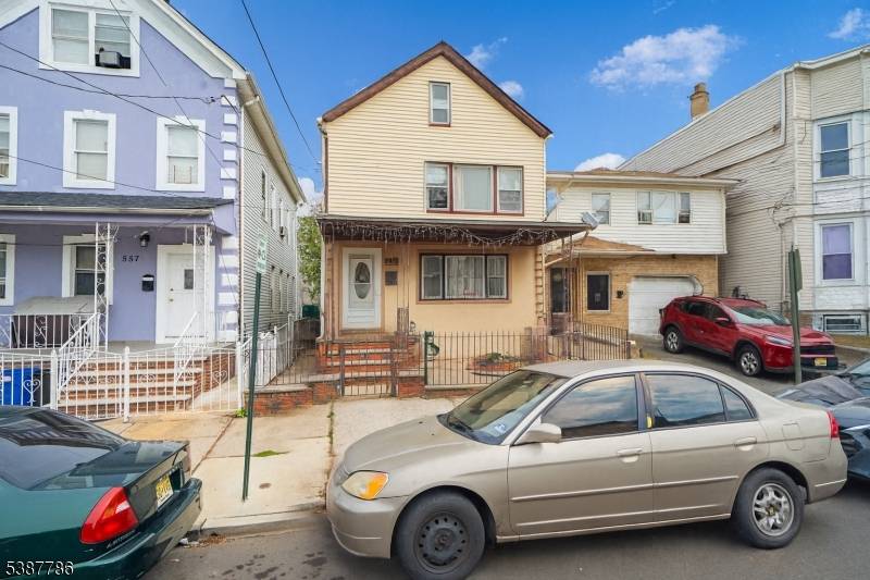 Elizabeth City, NJ 07206,555 Fulton St