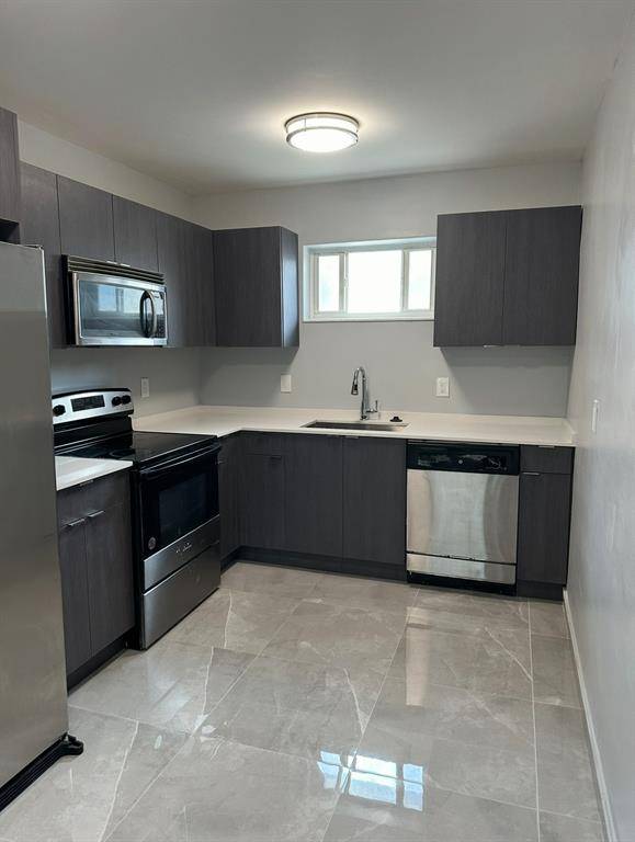 Hollywood, FL 33020,1636 Wilson St