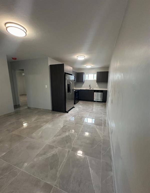 Hollywood, FL 33020,1636 Wilson St