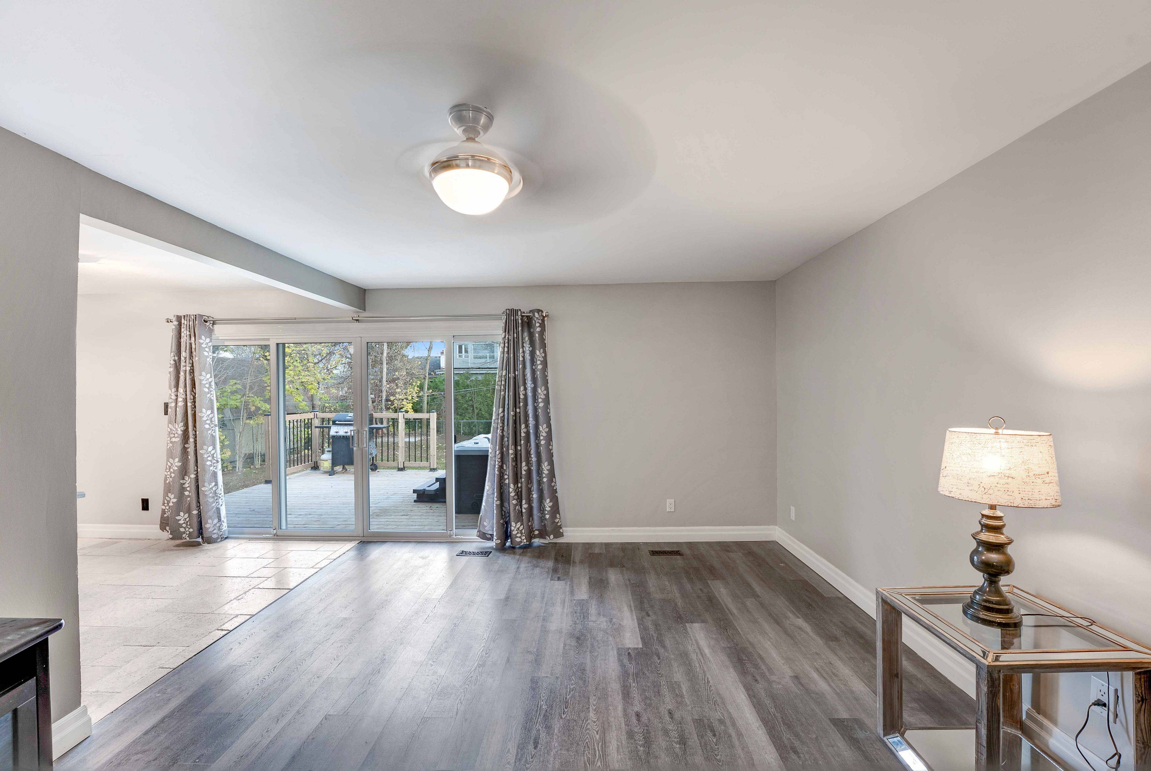 Niagara Falls, ON L2G 6K3,3426 Strang DR