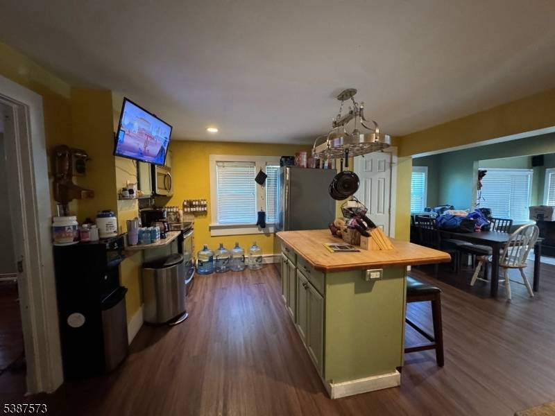 Franklin Boro, NJ 07416,66 Nestor St