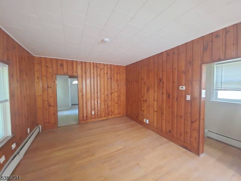 Mount Arlington Boro, NJ 07856,7 Chestnut St