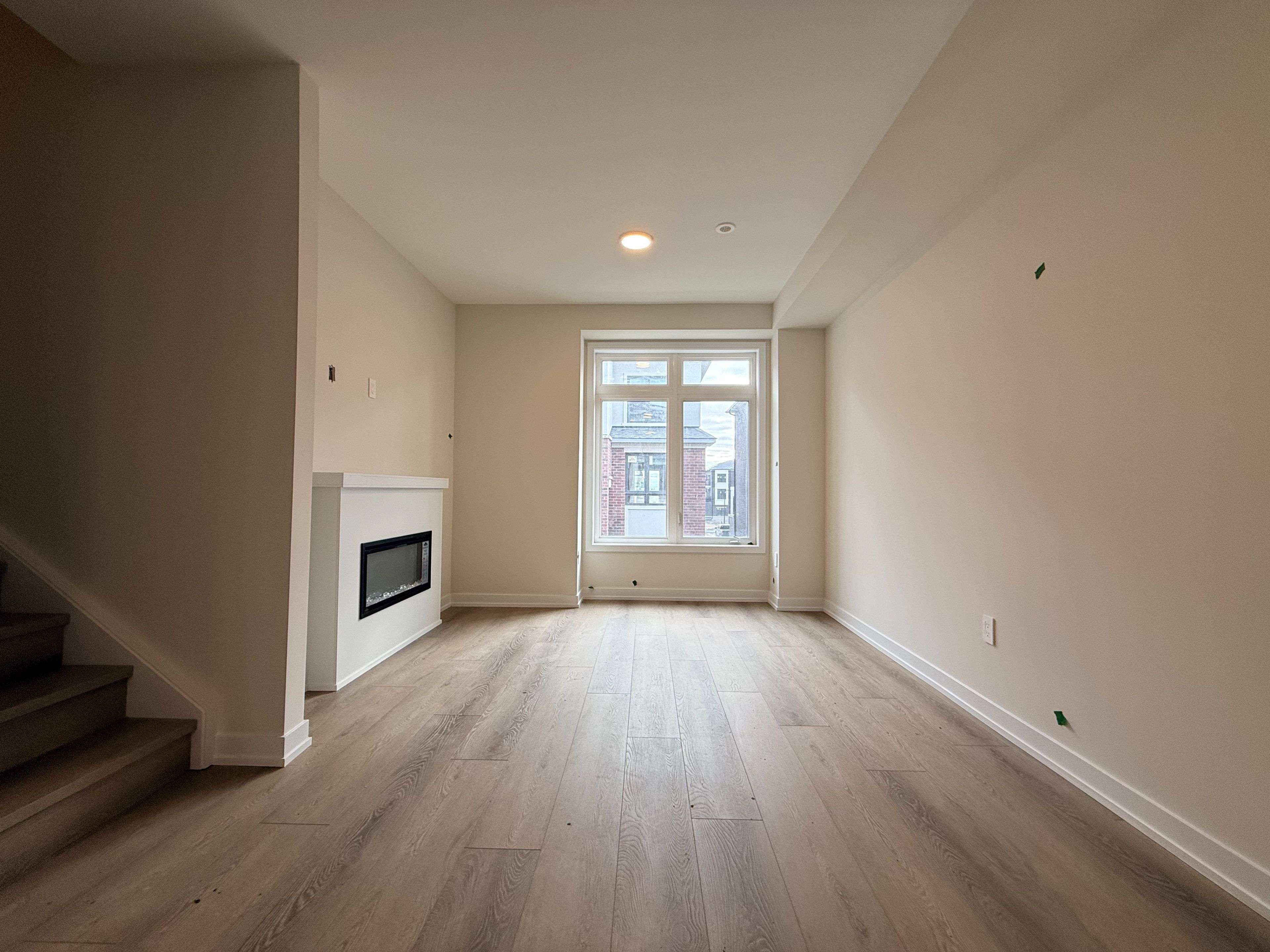 Richmond Hill, ON L4B 0J4,11 Agnes LN