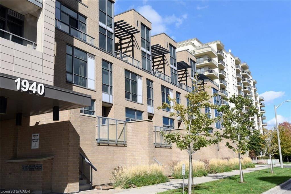 Burlington, ON L7L 0E4,1940 Ironstone DR #1705
