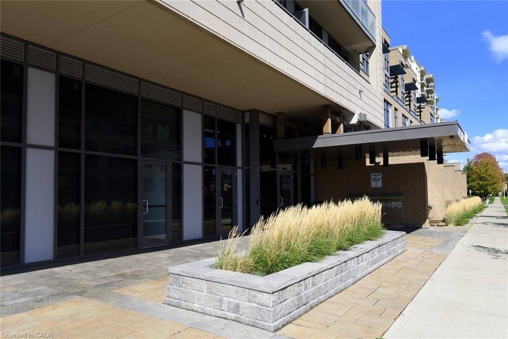 Burlington, ON L7L 0E4,1940 Ironstone DR #1705