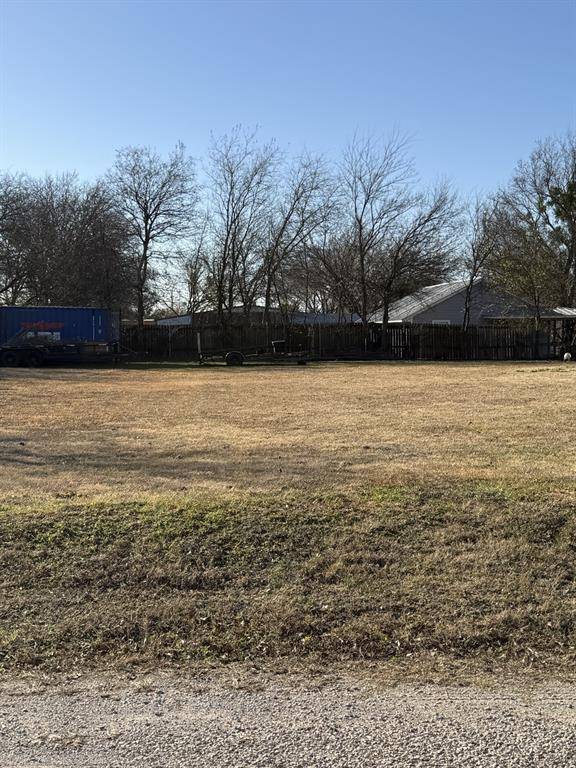 Alvord, TX 76225,705 W Live Oak