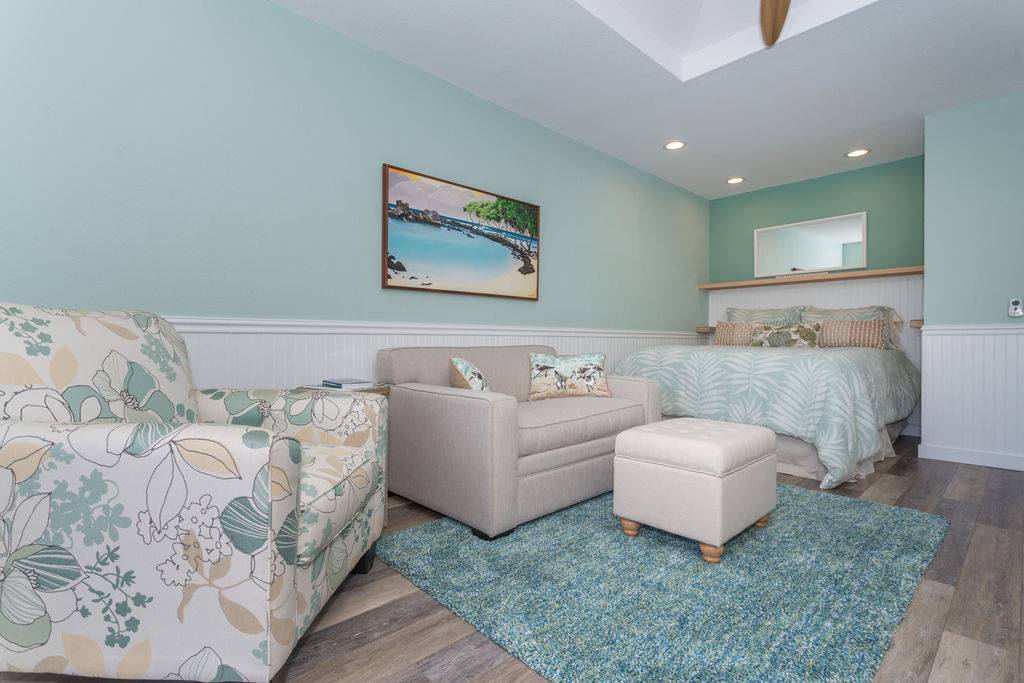 Kailua-kona, HI 96740,75-5776 KUAKINI HWY #317