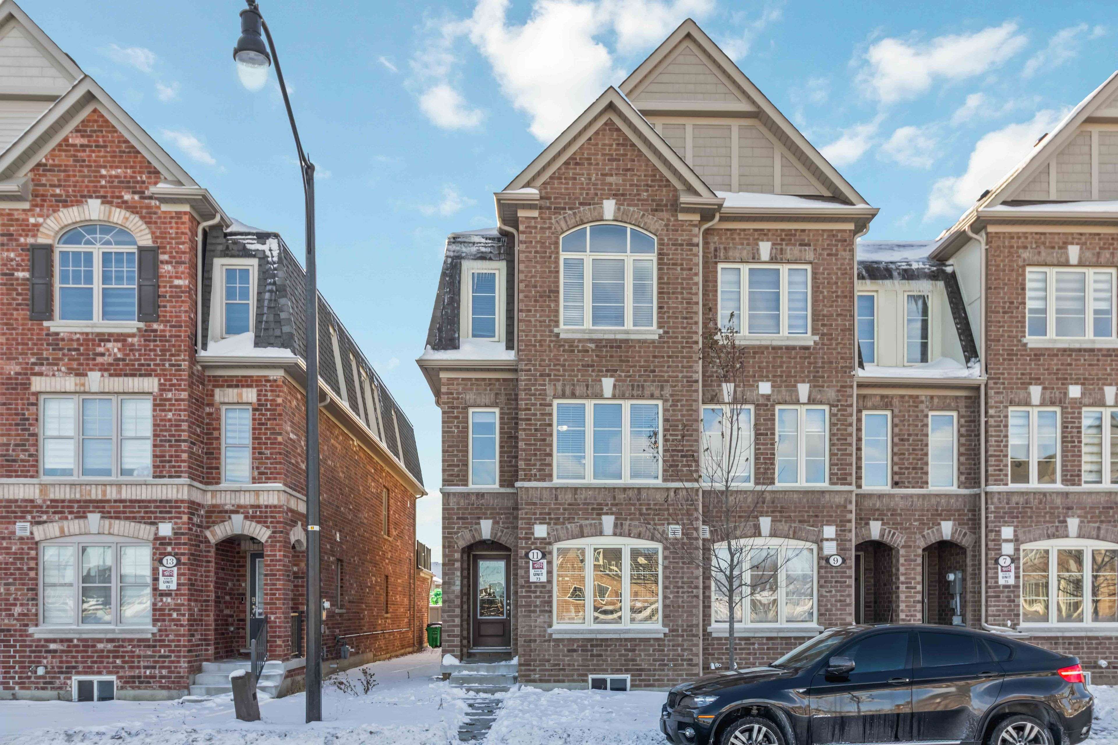 Brampton, ON L7A 4Z7,11 Finegan CIR