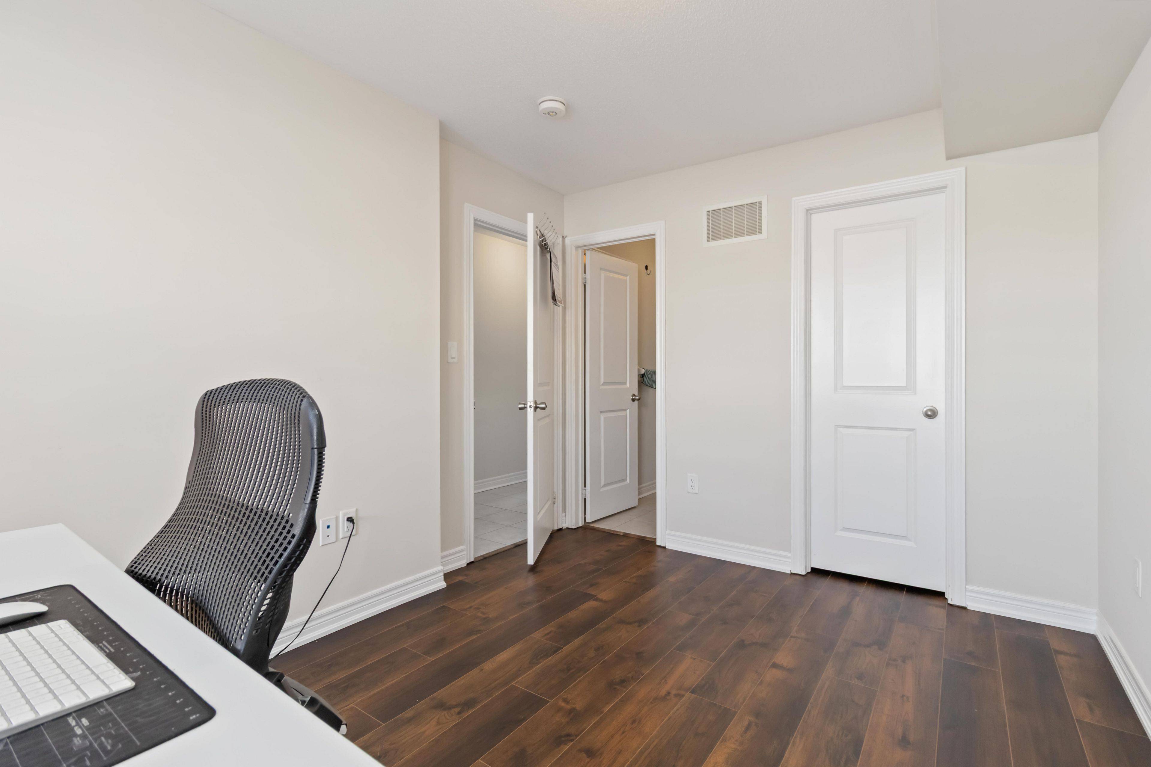 Brampton, ON L7A 4Z7,11 Finegan CIR