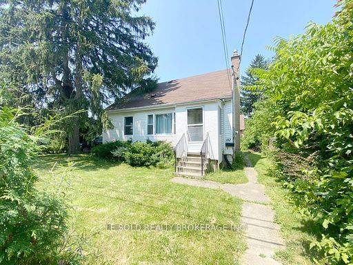 Hamilton, ON L8S 3A2,112 Leland ST #1st Floor Room