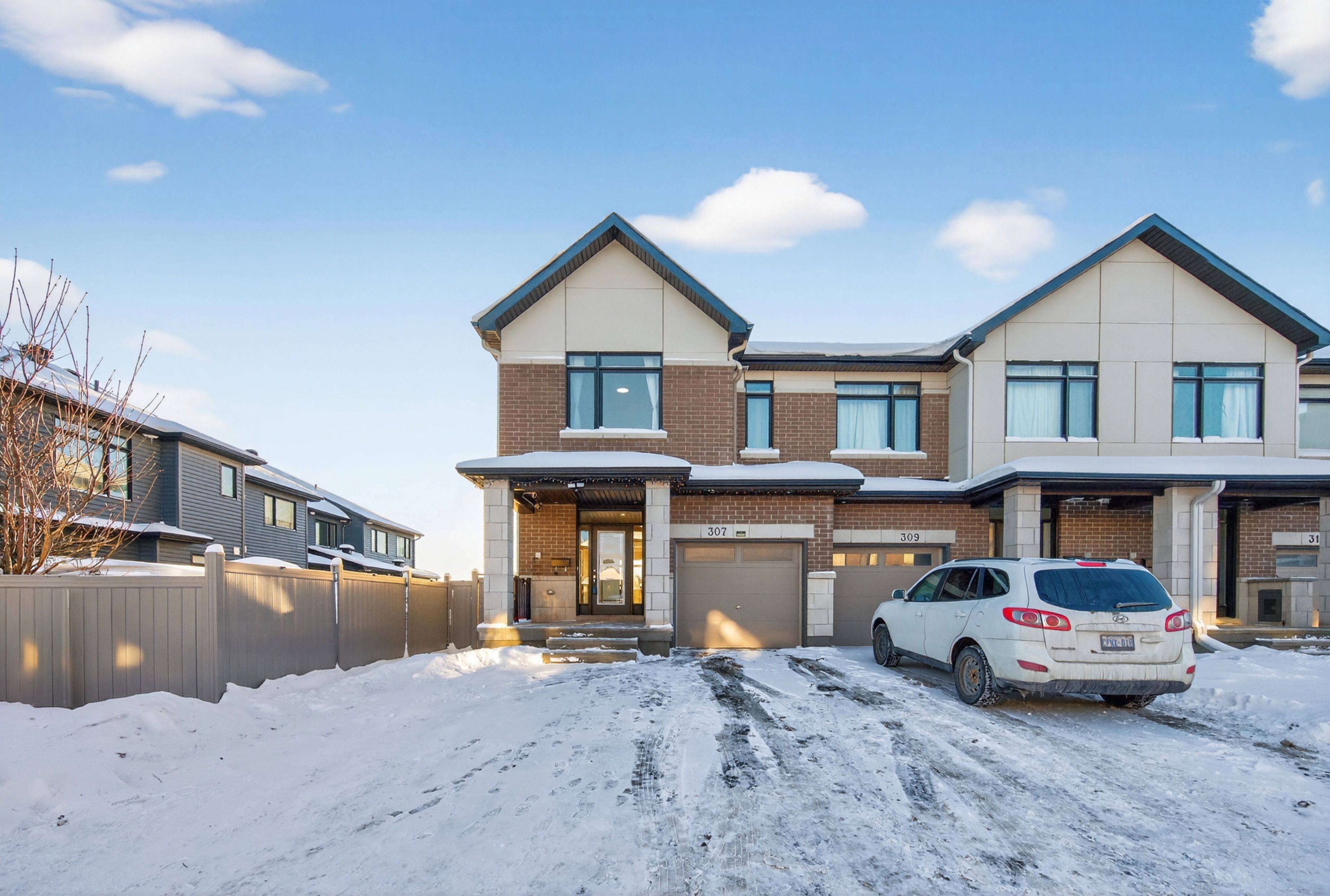 Leitrim, ON K1T 0V8,307 Ibanez WALK