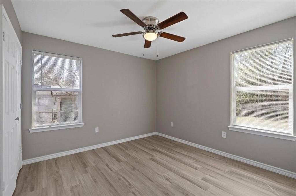 Denison, TX 75021,801 N 8th Avenue