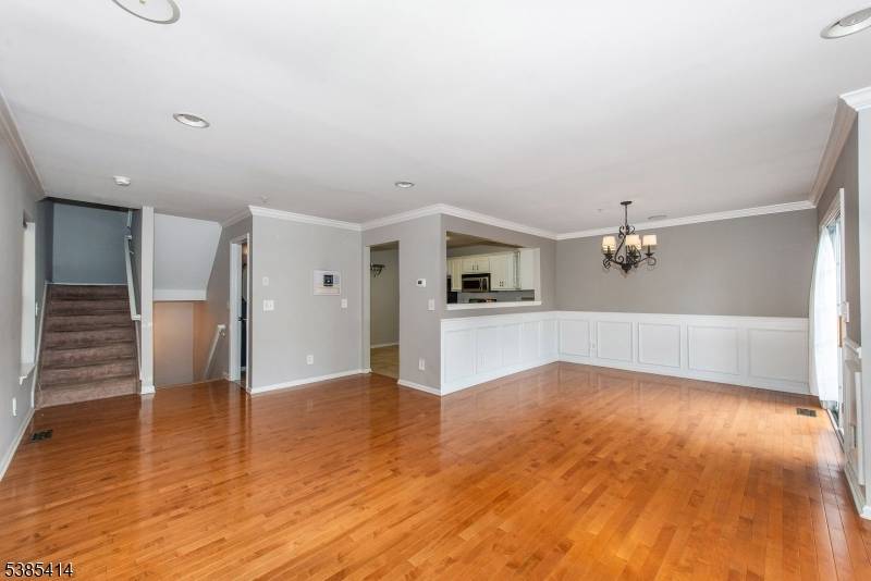 Pompton Lakes Boro, NJ 07442,154 Mountainside Dr