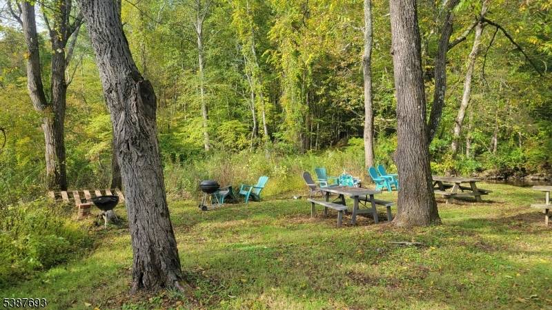 Washington Twp., NJ 07853,284 W Mill Rd