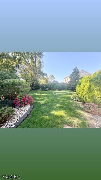 Union Beach Boro, NJ 07735,902 10Th St