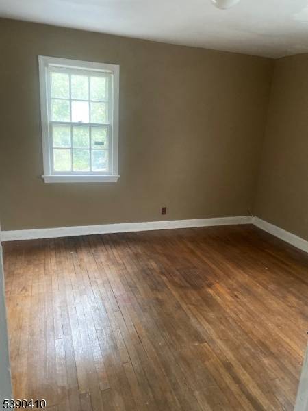 Irvington Twp., NJ 07111,8 Mcgotty Pl #2