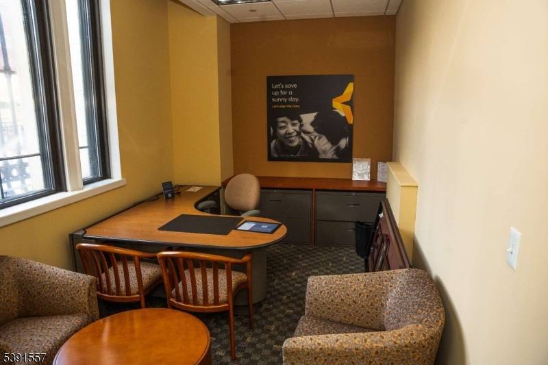 Elizabeth City, NJ 07201,138 140broad St