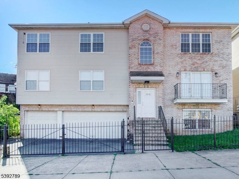 Newark City, NJ 07108,22-24 Avon Ave