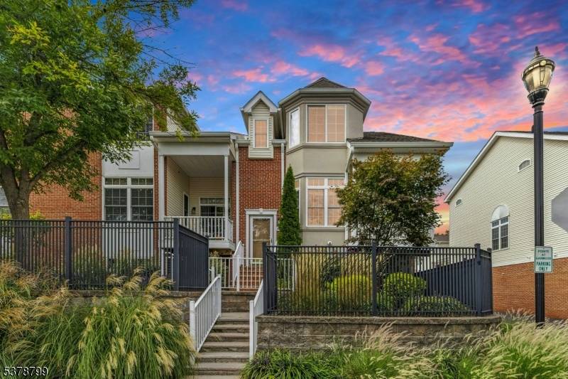 Garwood Boro, NJ 07027,500 Maple Ct #500