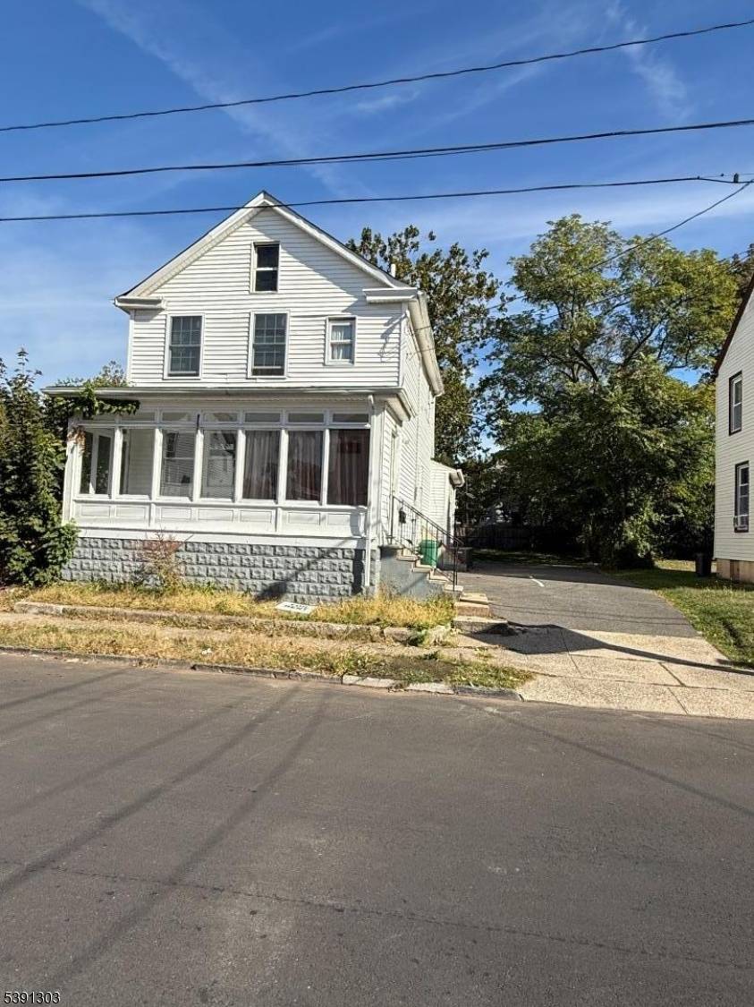 Rahway City, NJ 07065,280 William St #A