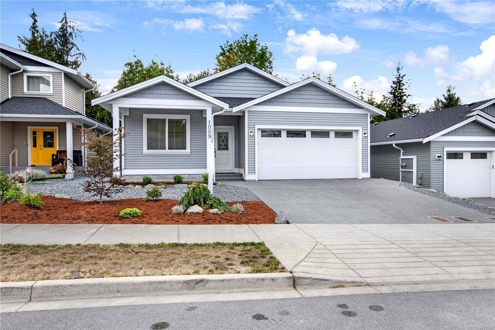 Ladysmith, BC V9G 1P8,1009 Rozzano Pl