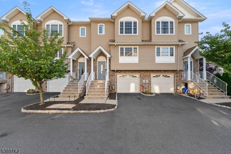 Bloomfield Twp., NJ 07003,102 Montgomery St 15 #15