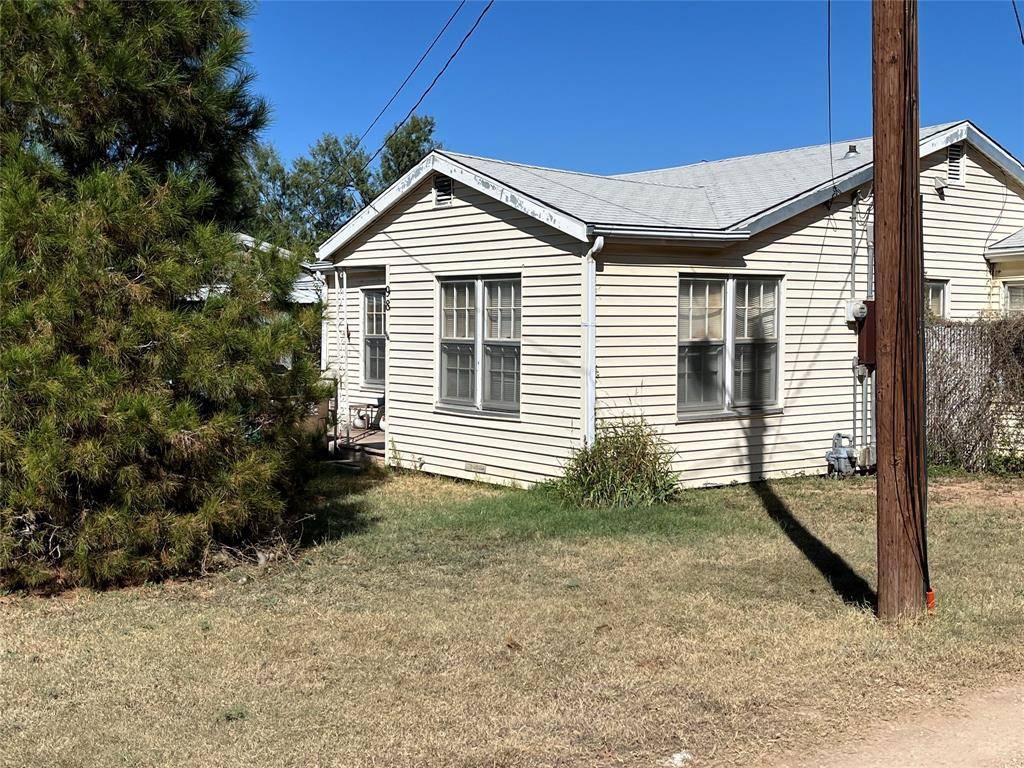 San Angelo, TX 76903,98 Belaire Avenue