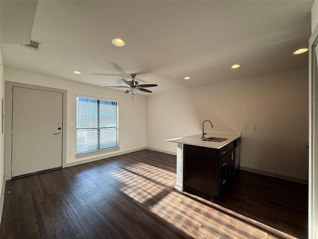 Dallas, TX 75206,2106 Bennett Avenue #106