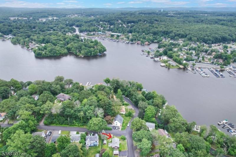 Jefferson Twp., NJ 07849,8 Blanche Dr