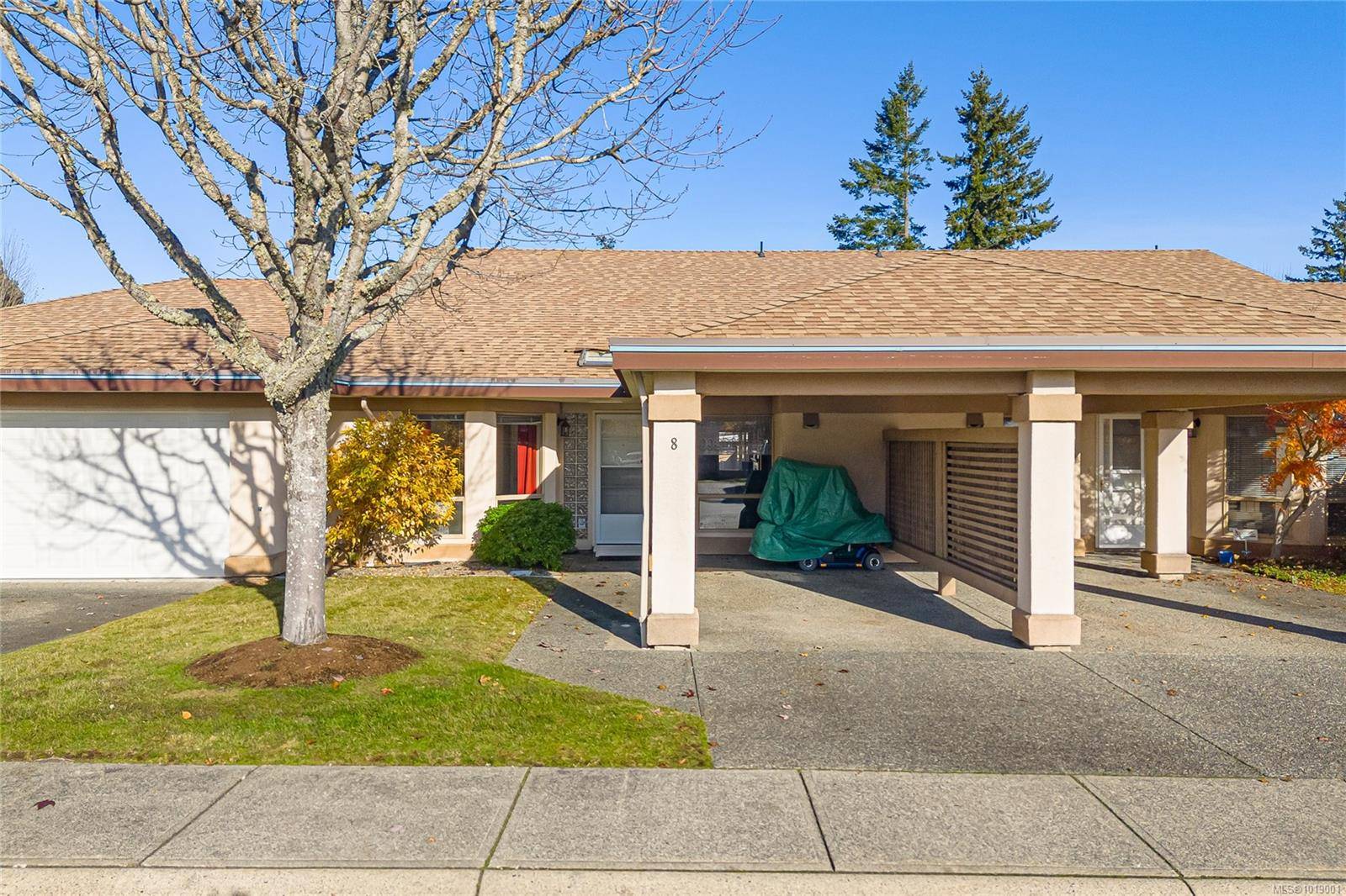 Parksville, BC V9P 1G8,310 Pym St N #8