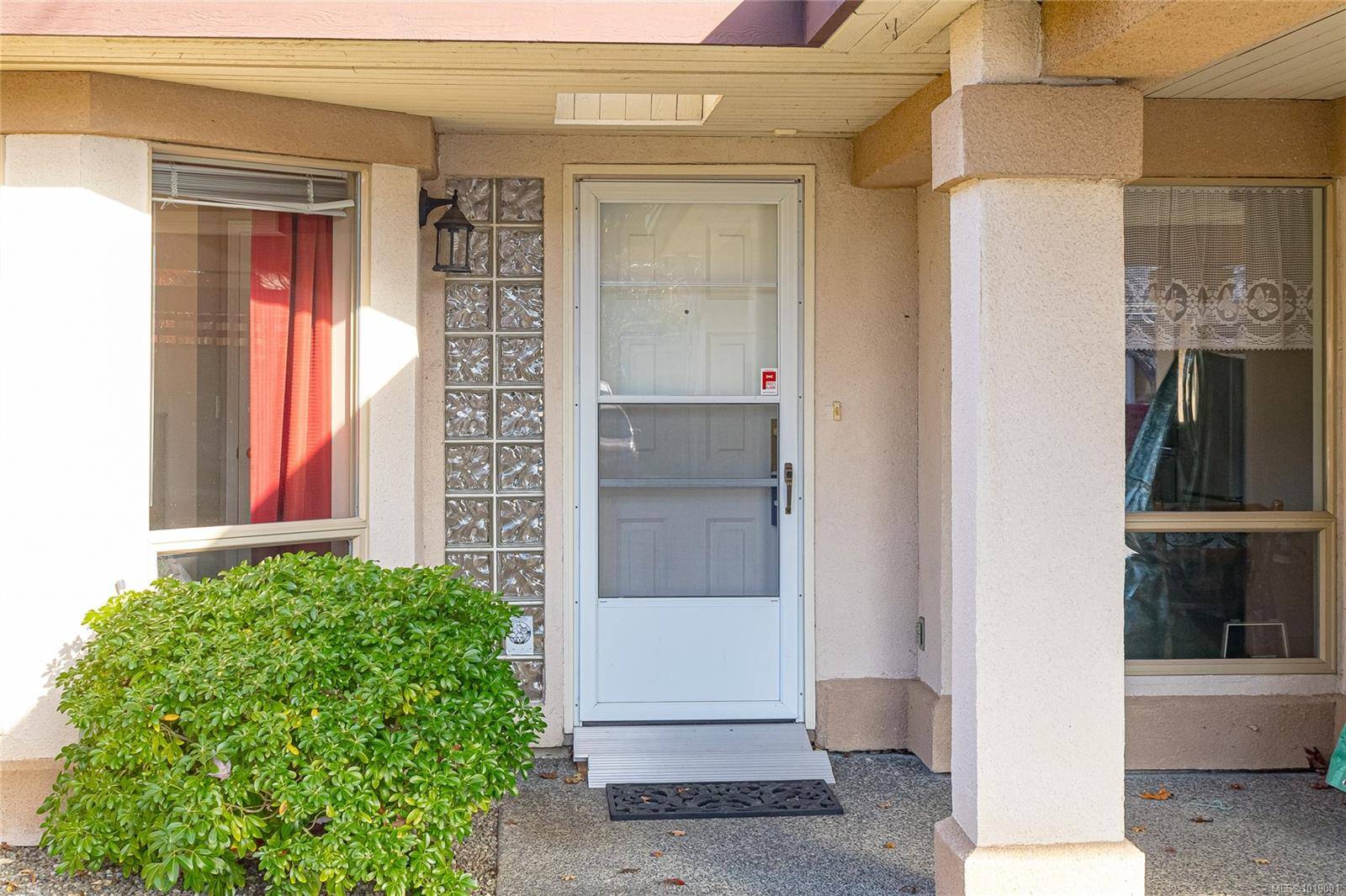 Parksville, BC V9P 1G8,310 Pym St N #8