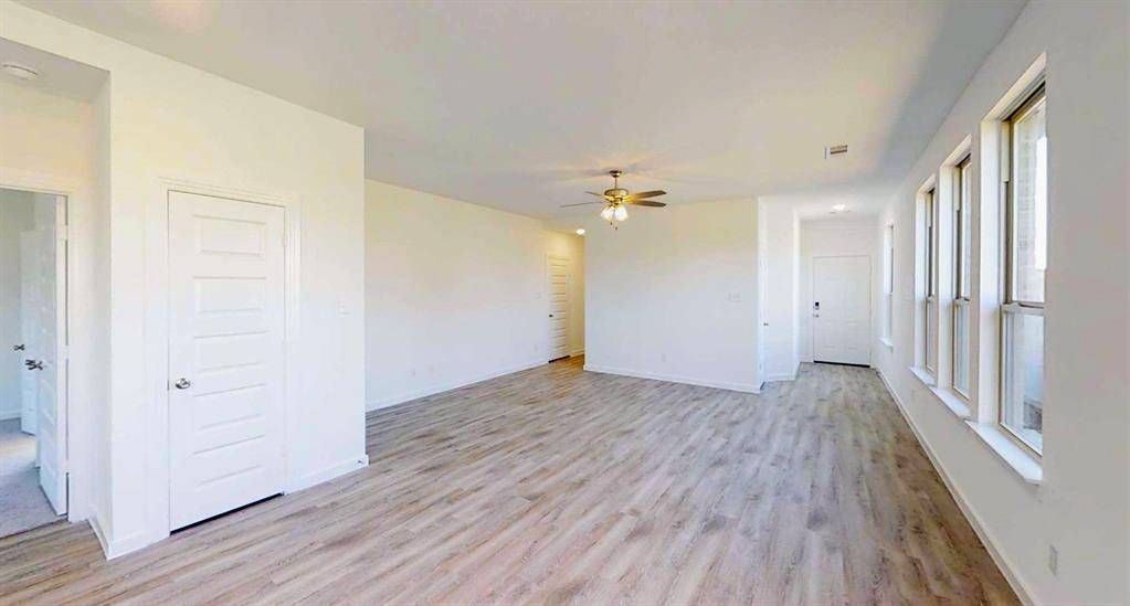 Heartland, TX 75126,3905 Ford Drive