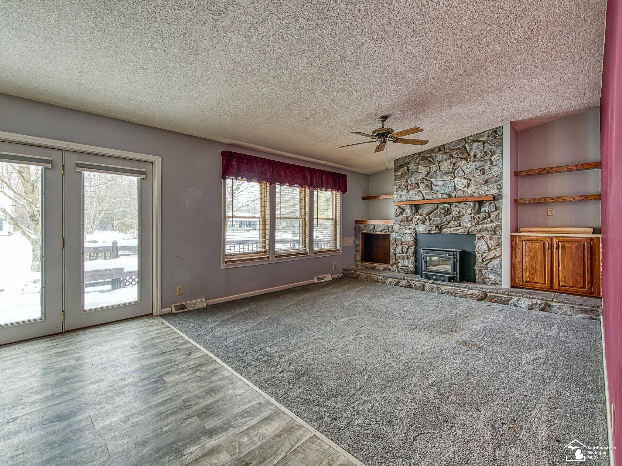 Van Buren Twp, MI 48111,15601 Bak RD