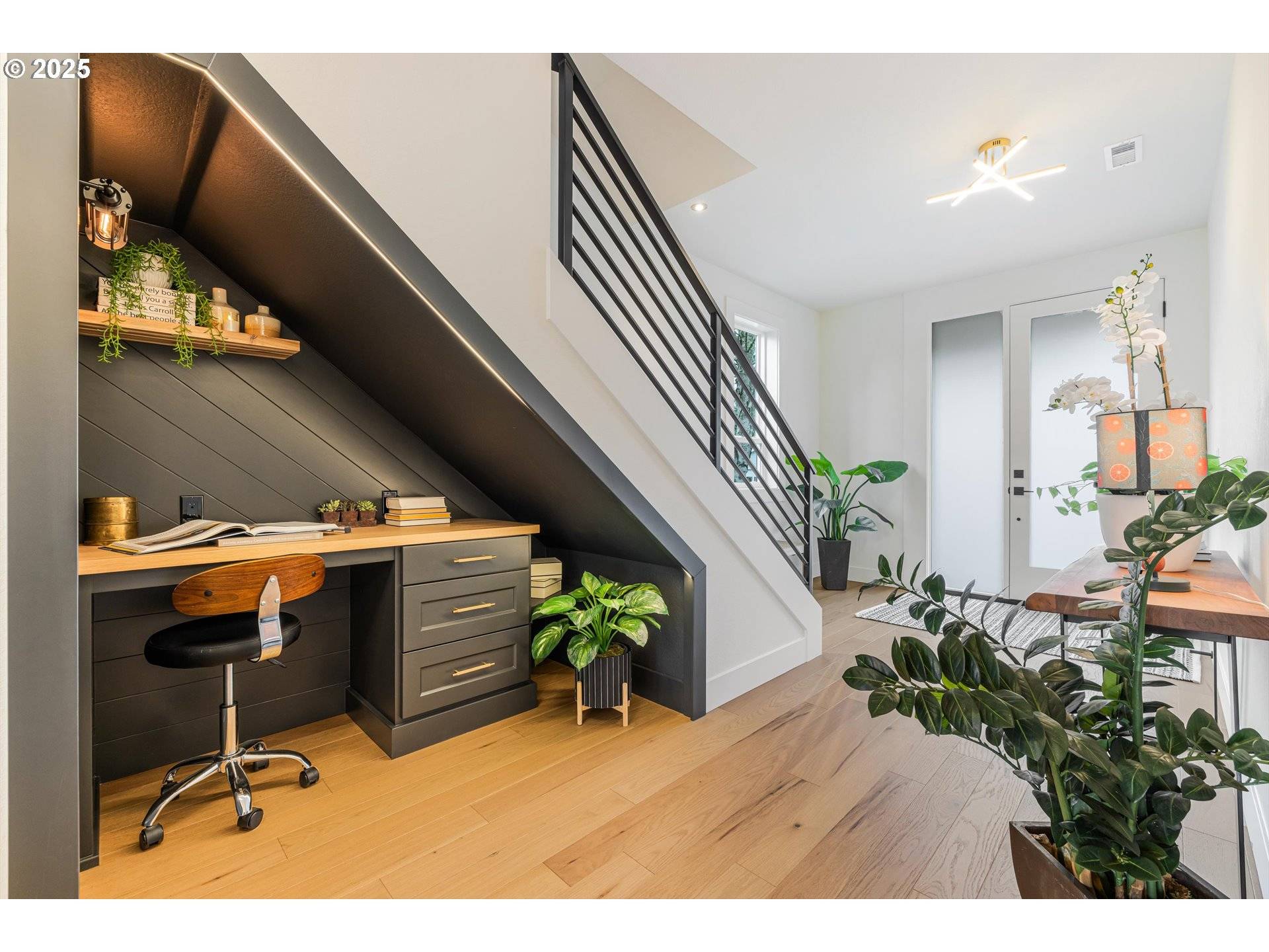 Milwaukie, OR 97222,10287 SE 36TH AVE