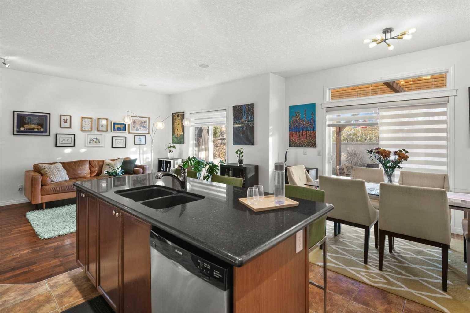 Calgary, AB T3H 5R7,110 Cougar Ridge CIR SW