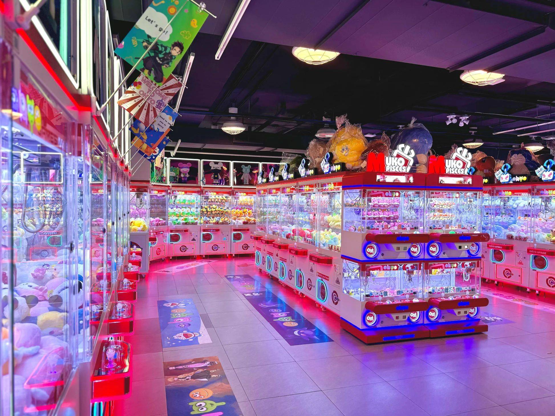 Toronto C01, ON M5B 1R8,340 Yonge ST