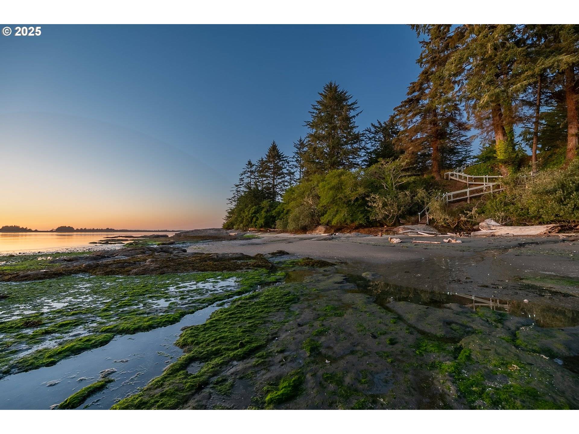 Coos Bay, OR 97420,01500 Cape Arago Hwy