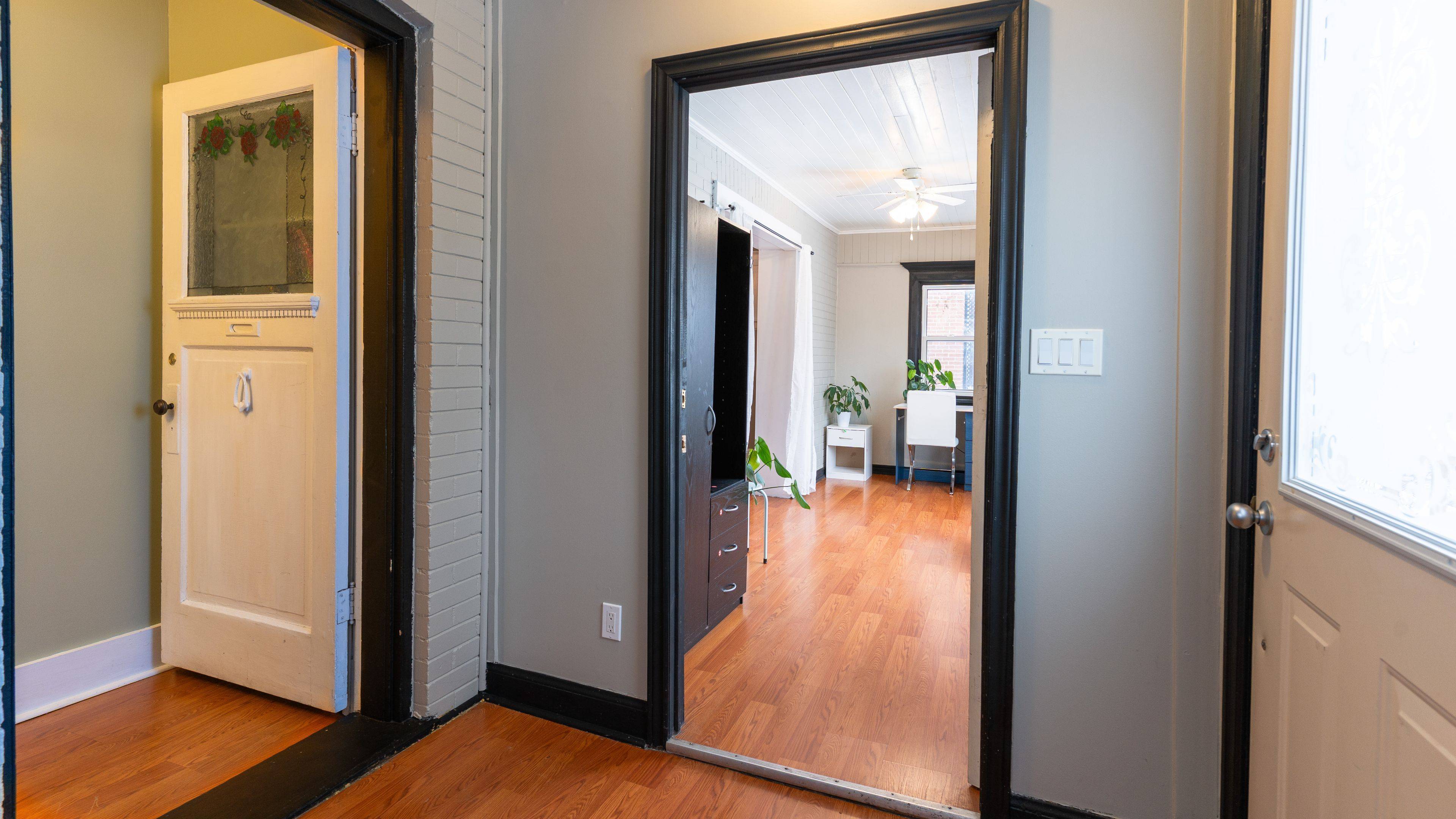 Oshawa, ON L1J 4G9,62 Park RD S