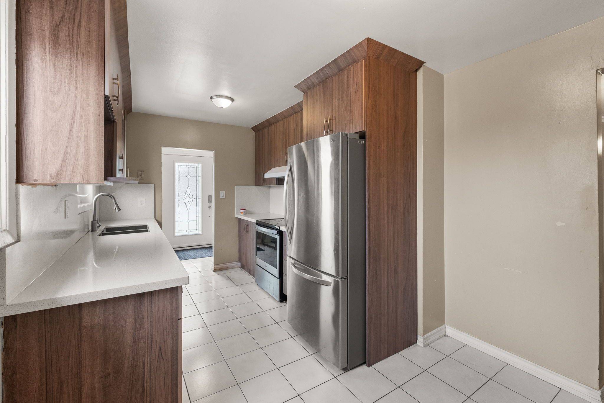 Toronto W05, ON M9L 1A7,84 Goldsboro RD