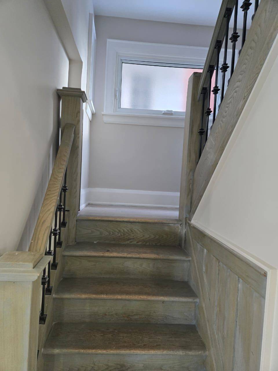 Toronto W04, ON M6M 2B4,59 Bartonville AVE W