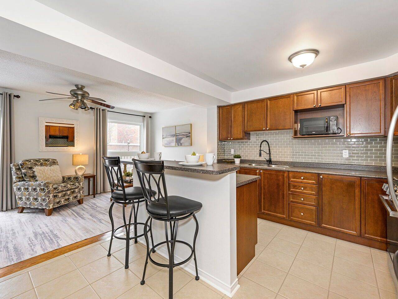 Milton, ON L9T 6G3,1183 Houston DR