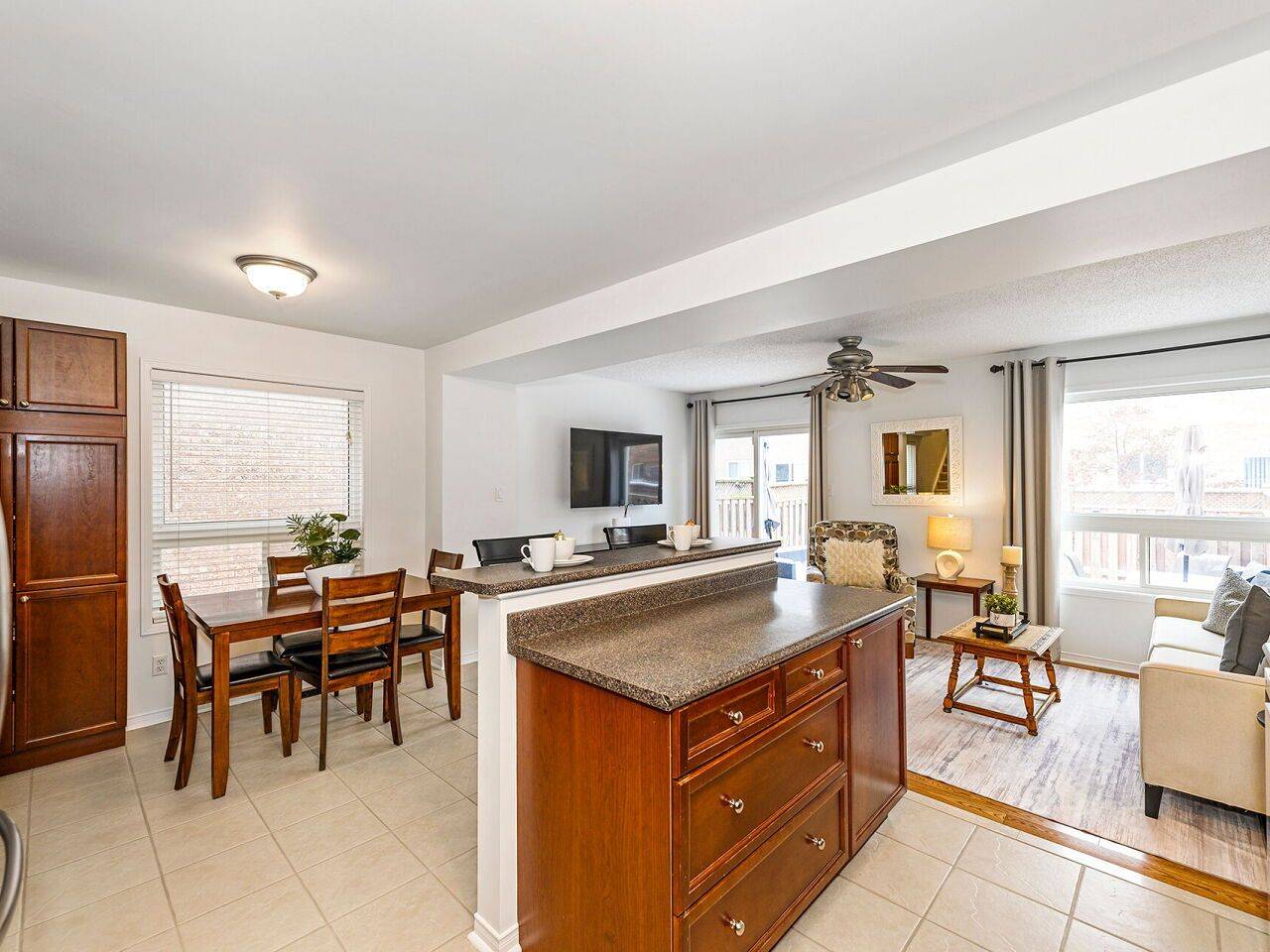 Milton, ON L9T 6G3,1183 Houston DR